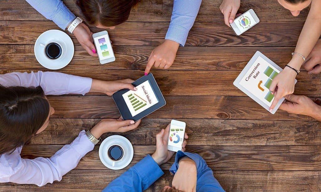 Discussion on Social Media Management