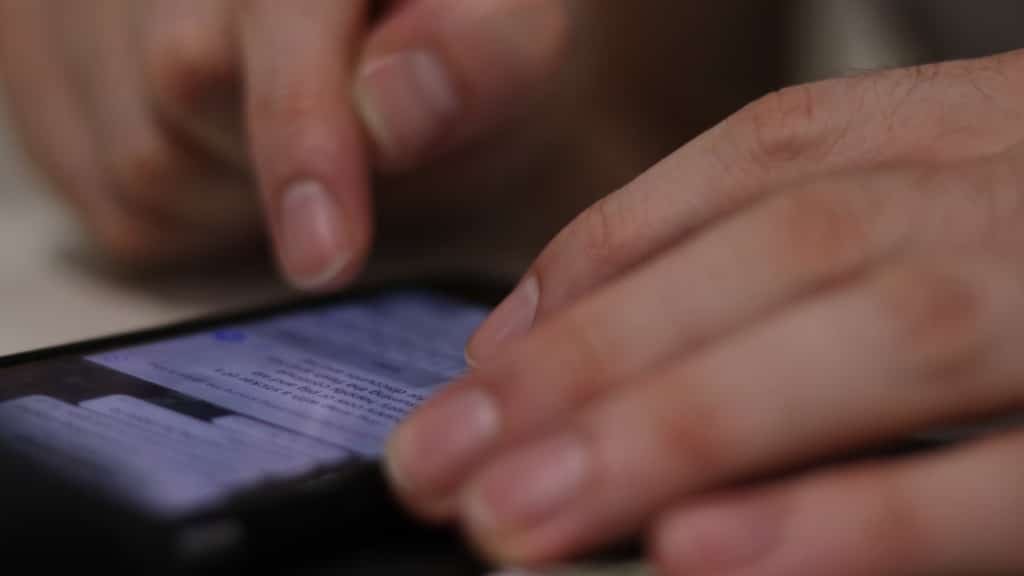 Succeeding with SMS Campaigns: Key Strategies and Examples for Success
